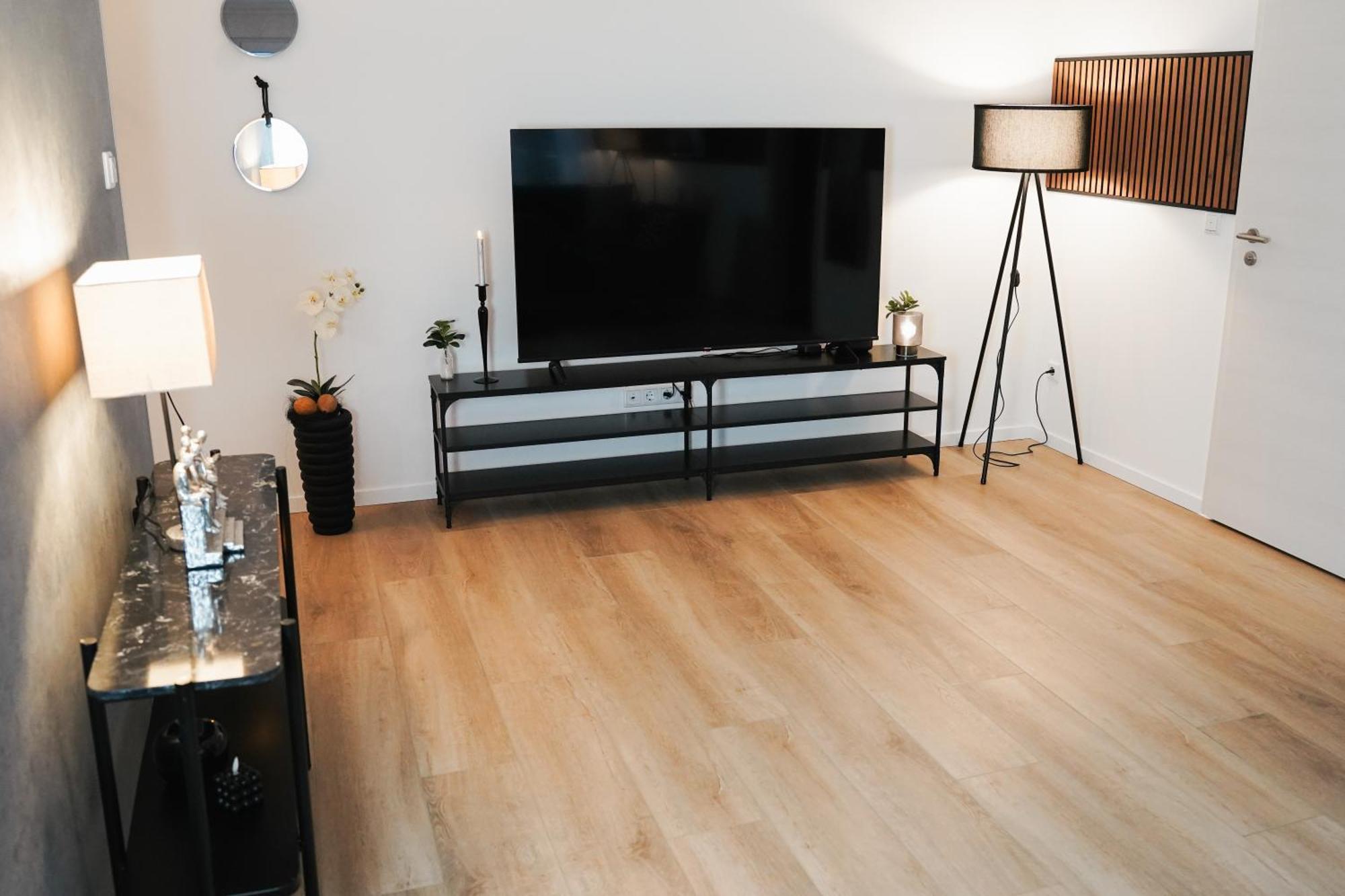 Kamin, Parkplatz, Balkon, Stilvolles Zuhause,Grosszuegig Apartamento Paderborn Exterior foto